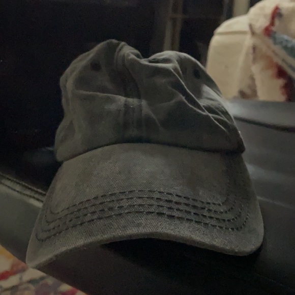 Grey hat - Picture 2 of 2